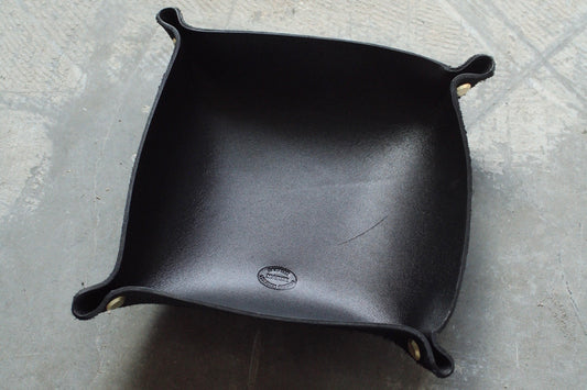 CATCH-ALL TRAY